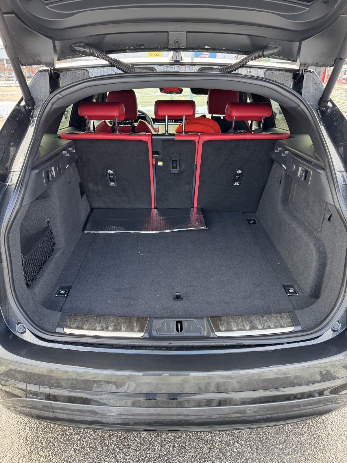 *PRILIKA*Jaguar F-Pace R-DYNM 2.0 204HP A8 MHEV - 3 godine garancije, fotografija 13
