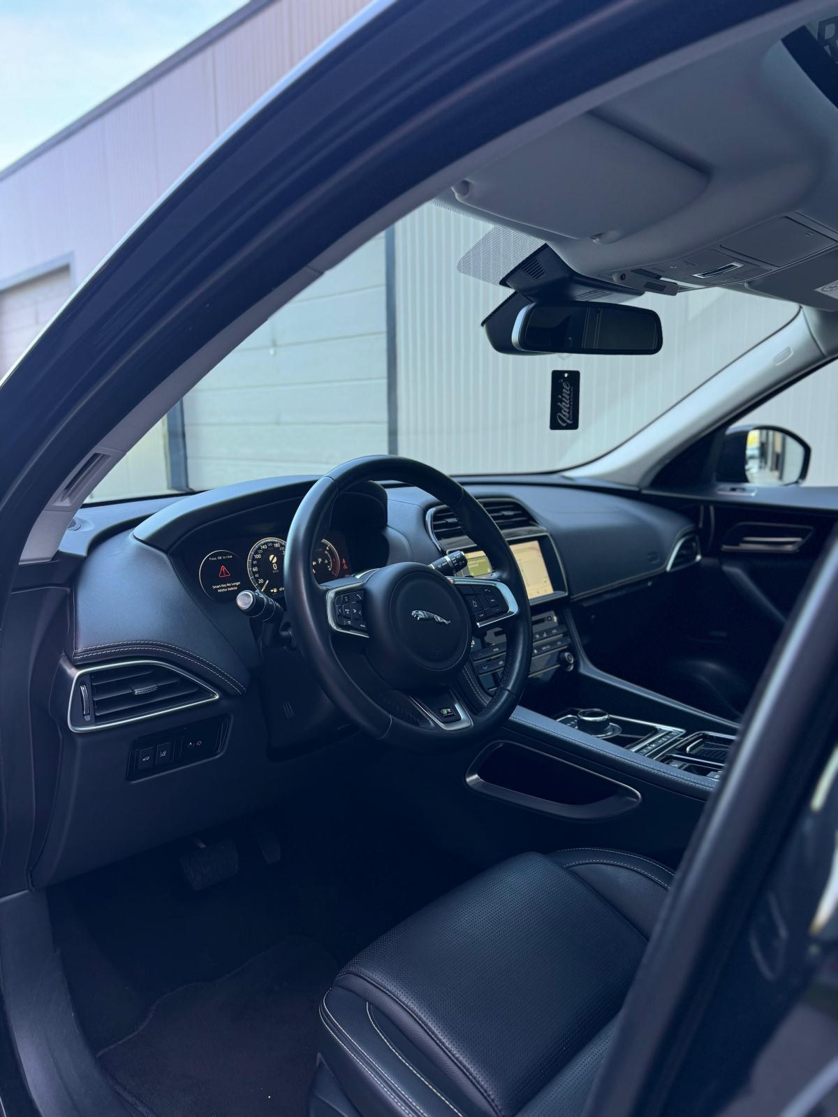 Jaguar F-PACE*R-SPORT AWD*2.0 D*automatic*180 ks*125 tkm*panorama*reg., fotografija 8
