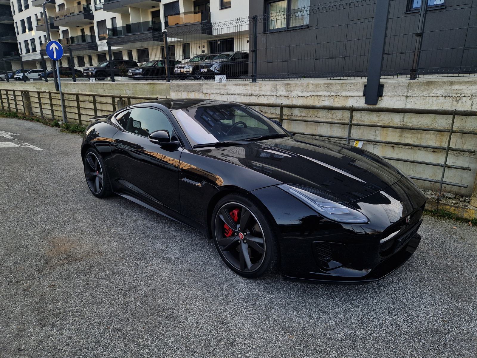 Jaguar F-Type 2.0 T automatik, fotografija 1