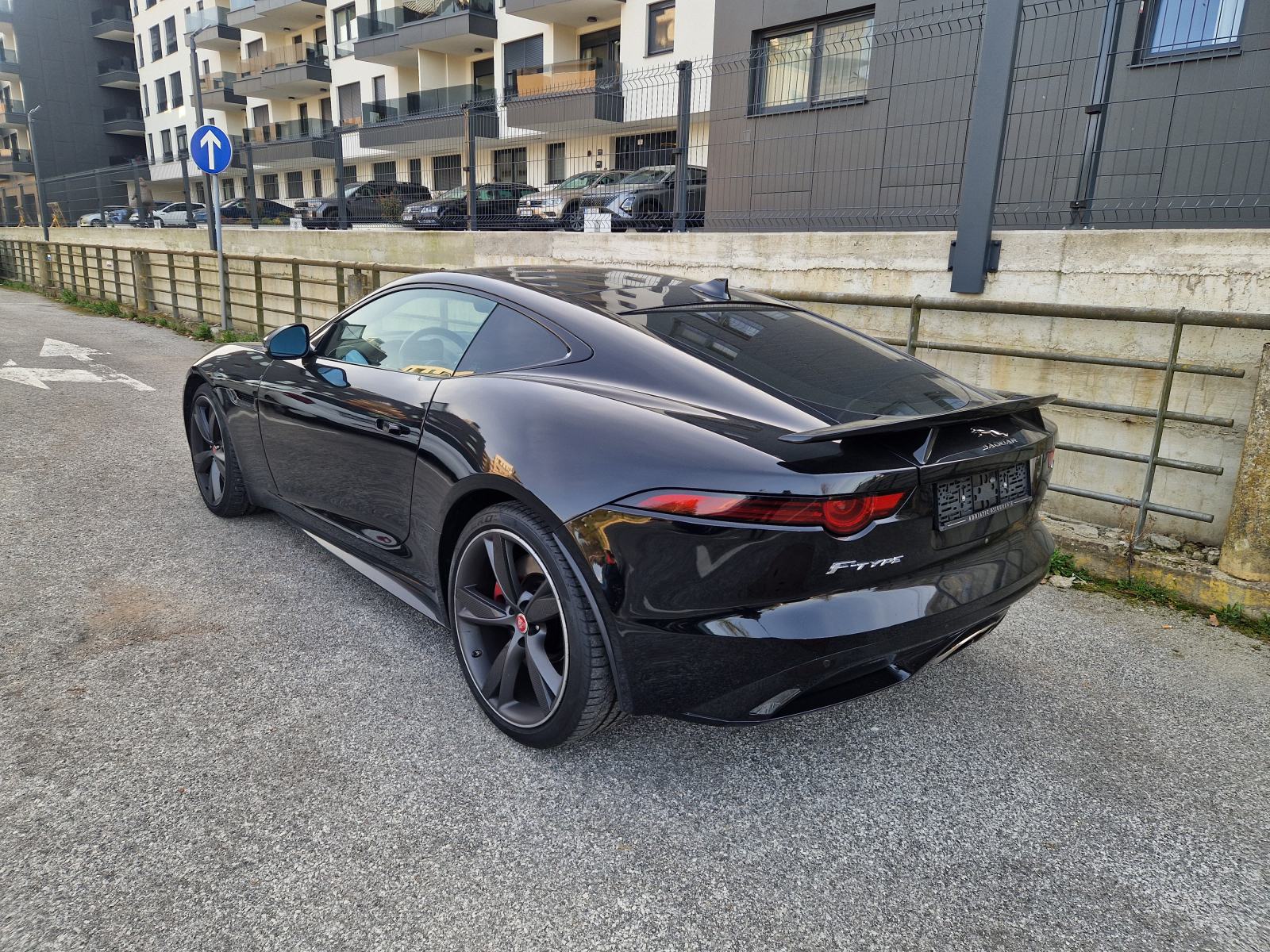 Jaguar F-Type 2.0 T automatik, fotografija 12