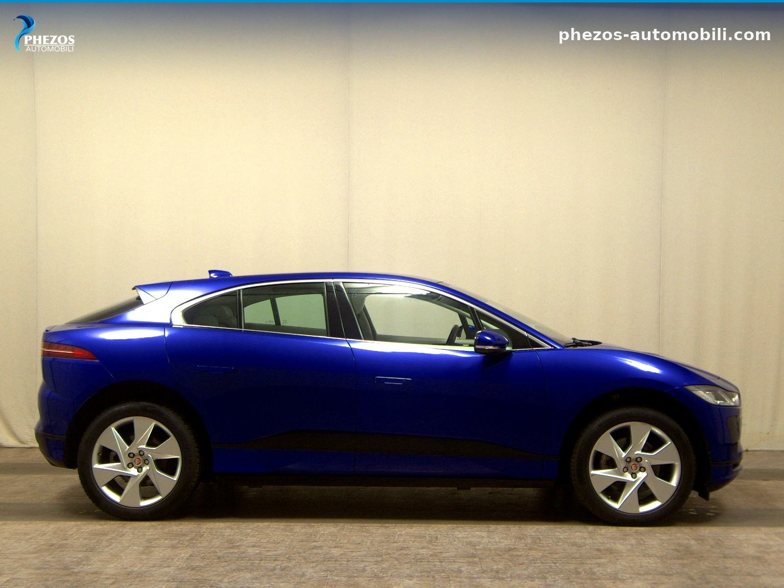 Jaguar I-Pace EV400 AWD, fotografija 2