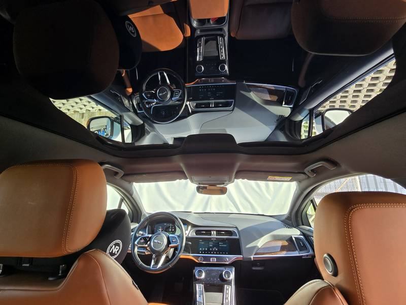 Jaguar I-Pace EV400, fotografija 8
