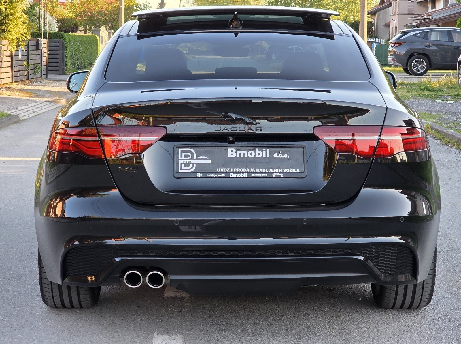 Jaguar XE 2,0D AT8,R-Dynamic Black,JAMSTVO, LEASING BEZ UČEŠĆA, fotografija 8