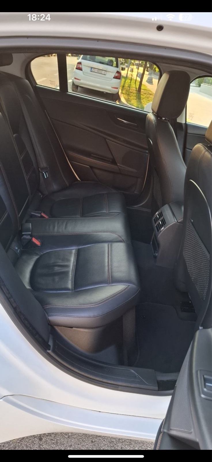 Jaguar XE 2.0 D automatik,Full prestige 132kw/180ks, fotografija 10