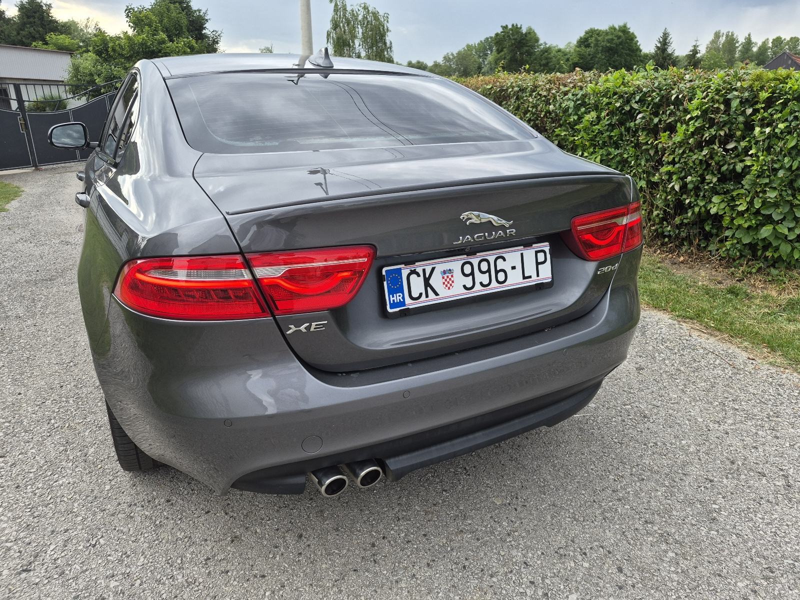 Jaguar XE 2.0 D automatik R Sport Full, fotografija 5