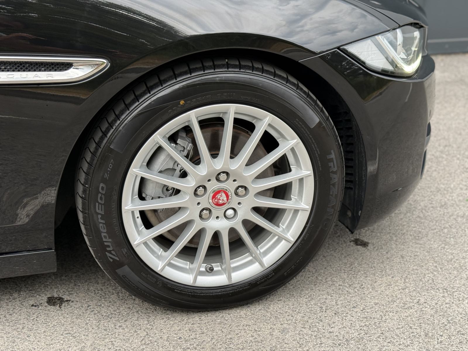 Jaguar XE 2.0 D FULL PRESTIGE *AUTOMATIK*KOŽA*KAMERA*NAVI*EL PAKET****, fotografija 12