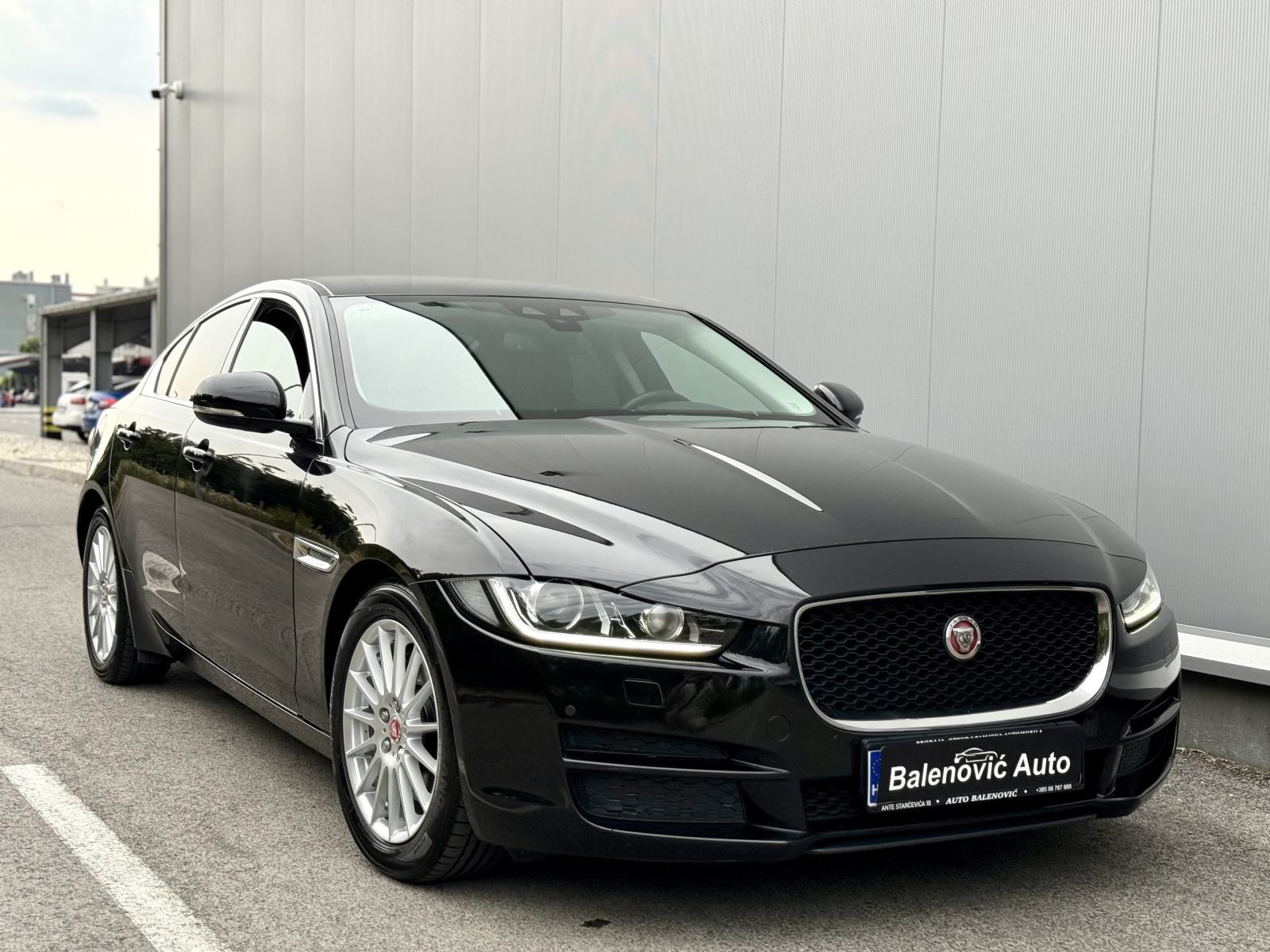 Jaguar XE 2.0 D FULL PRESTIGE *AUTOMATIK*KOŽA*KAMERA*NAVI*EL PAKET****, fotografija 4