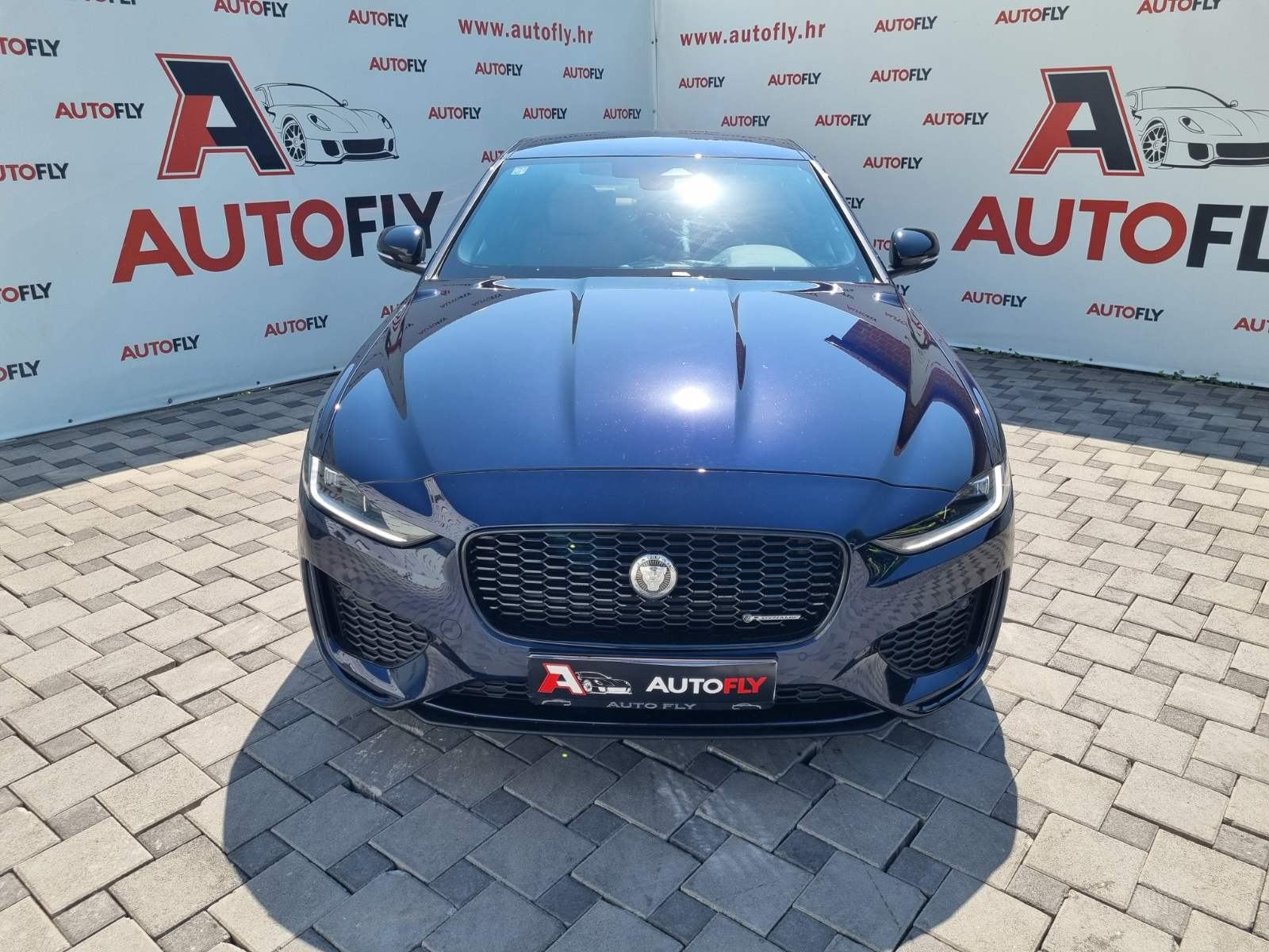 Jaguar XE 2.0 D R-Dynamic Facelift, HR Auto, Kamera, Virtual, u PDV-u, fotografija 2