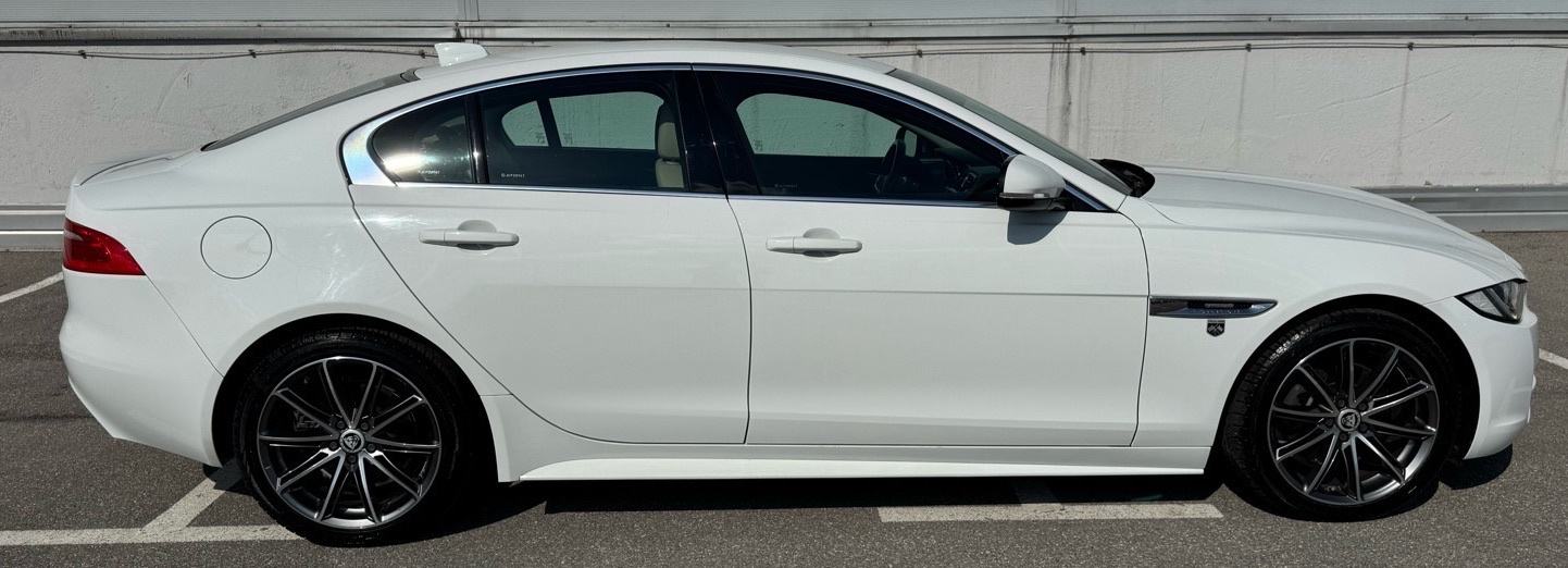 Jaguar XE 2.0 D, R-sport, automatik, koža, servis, garancija, fotografija 4