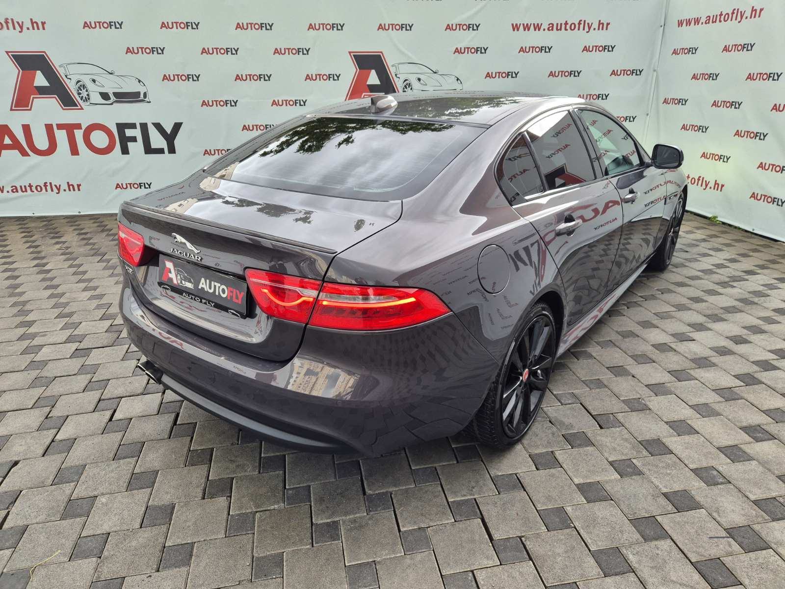 Jaguar XE 2.0 D R-Sport automatik, Led, Kamera, Tempomat, Meridian, 19, fotografija 8