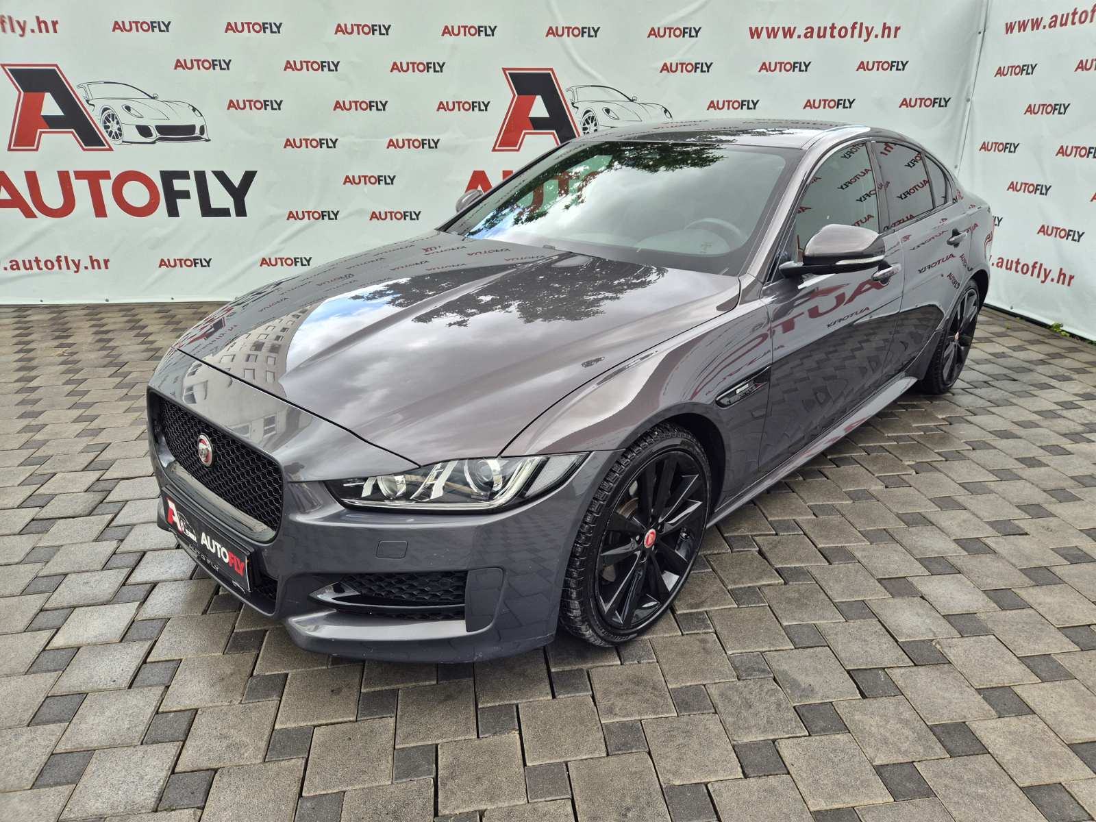 Jaguar XE 2.0 D R-Sport automatik, Led, Kamera, Tempomat, Meridian, 19, fotografija 9