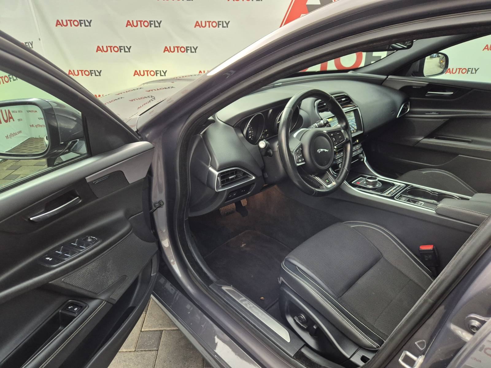 Jaguar XE 2.0 D R-Sport automatik, Led, Kamera, Tempomat, Meridian, 19, fotografija 11
