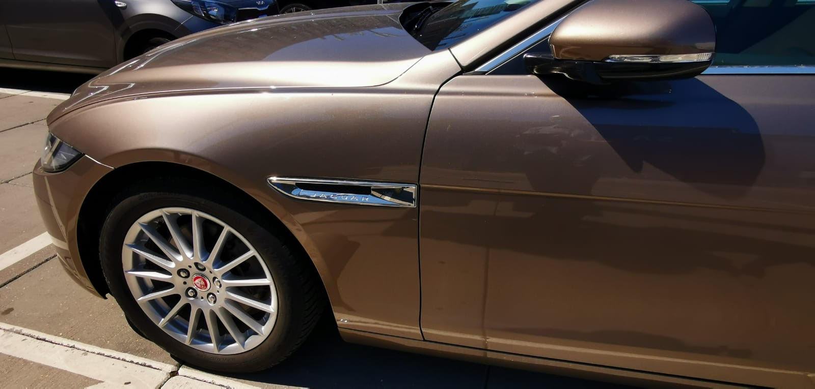 Jaguar XE 2.0 D Prestige, fotografija 4