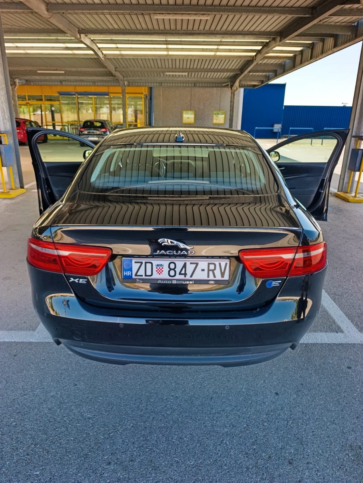 JAGUAR XE 2,0 D Performance Pure, napravljen servis 15.7, fotografija 8