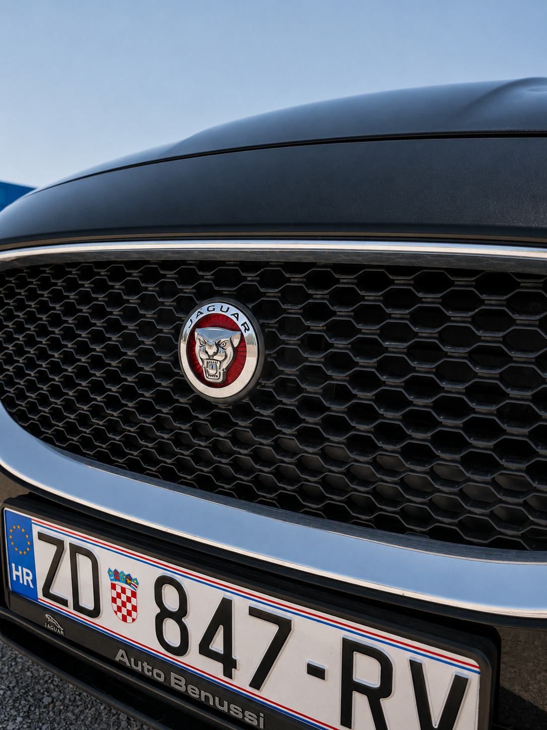 JAGUAR XE 2,0 D Performance Pure, napravljen servis 15.7, fotografija 13