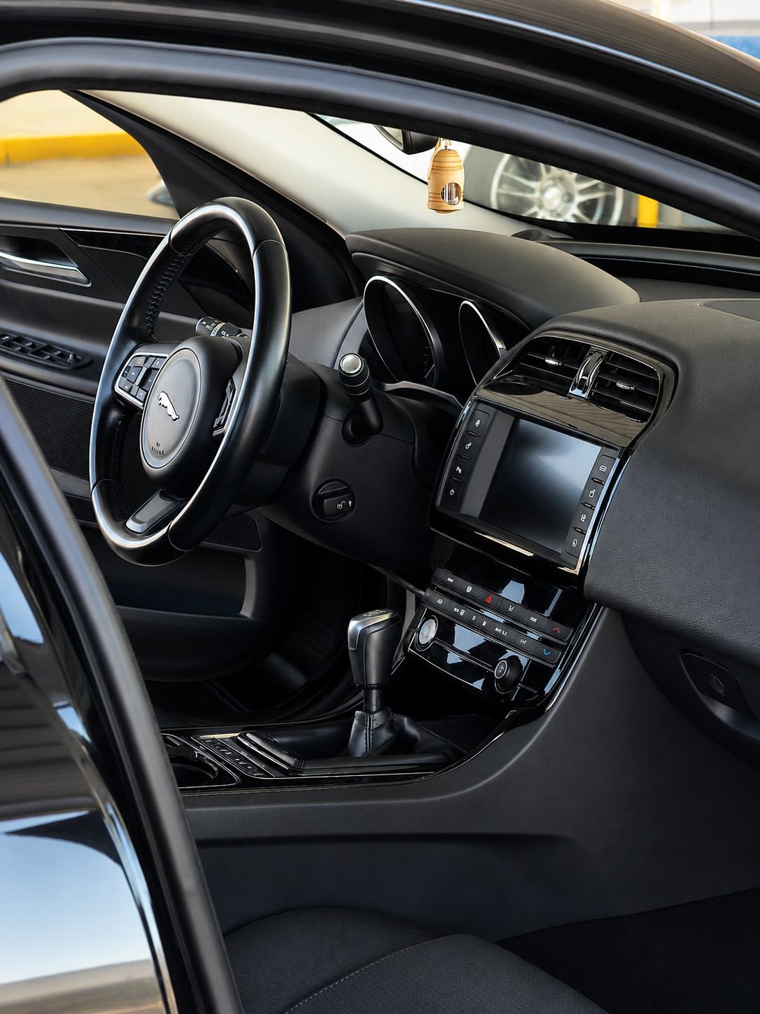 JAGUAR XE 2,0 D Performance Pure, napravljen servis 15.7, fotografija 14