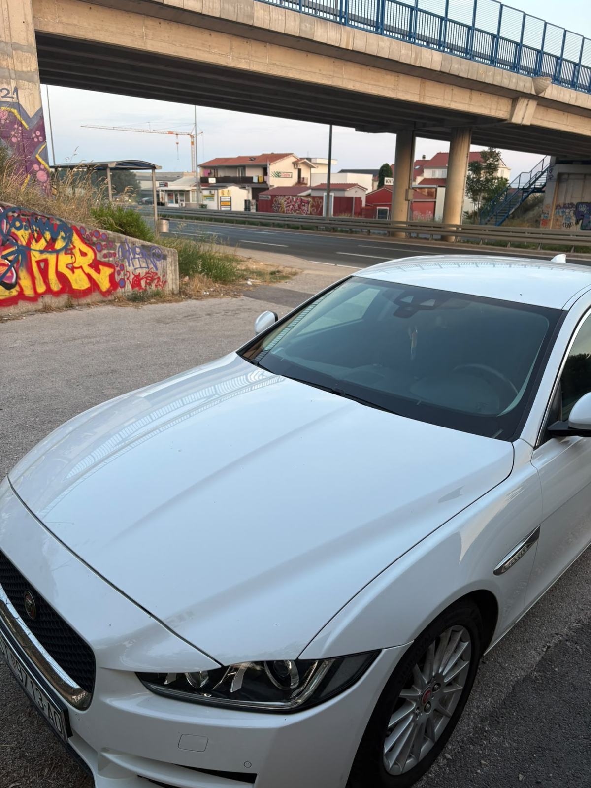 Jaguar XE 2.0 D, fotografija 7