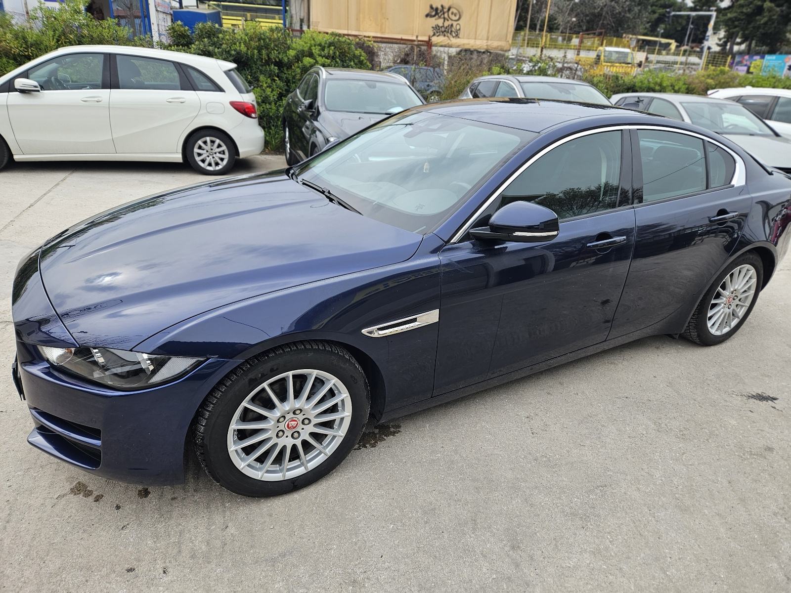 Jaguar XE 2,0 i4D E-Performance, fotografija 2