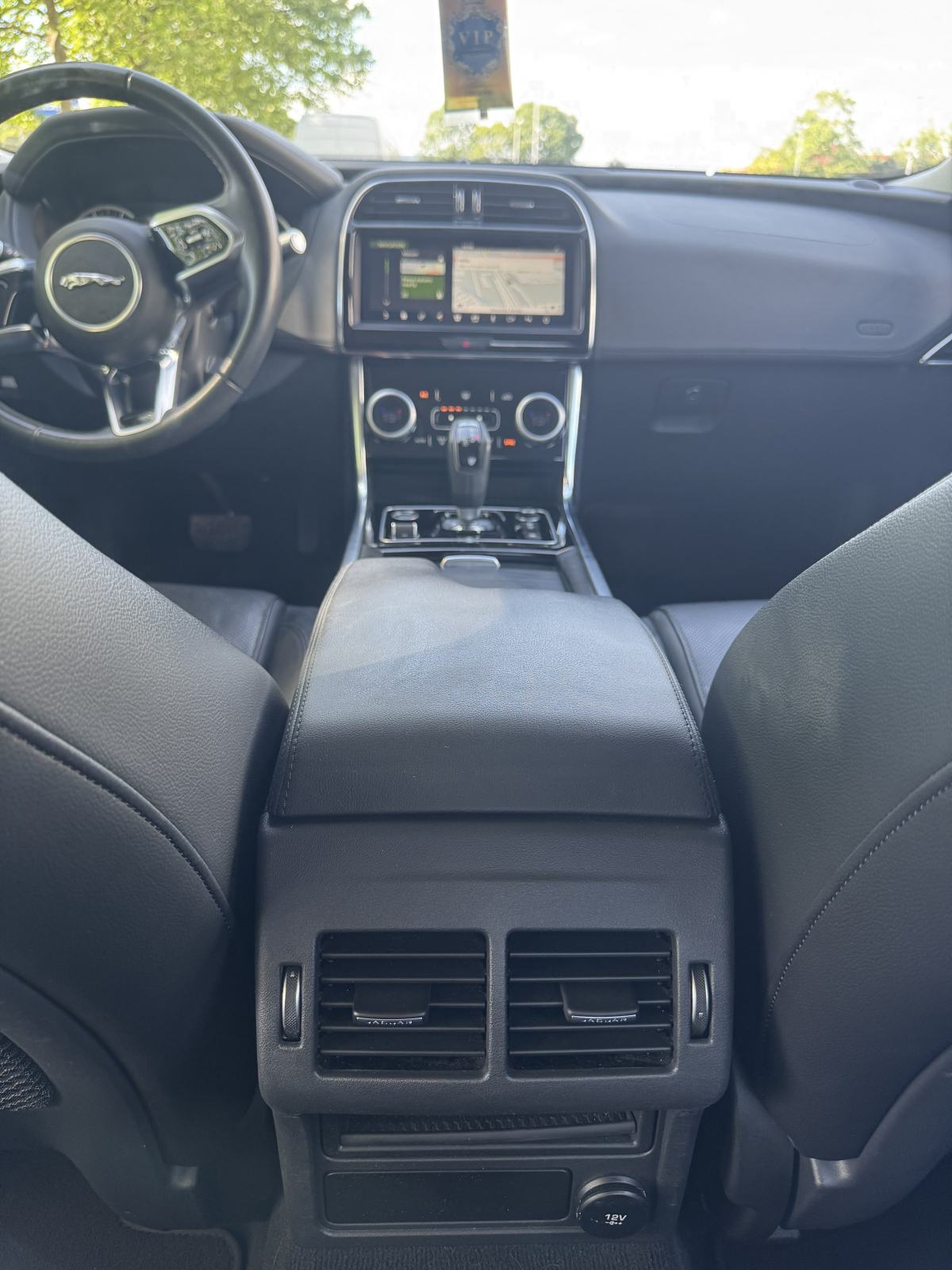 Jaguar XE 2,0d 180ks**PRVI VLASNIK**MALO KM**TOP oprema**NOVI MODEL, fotografija 9