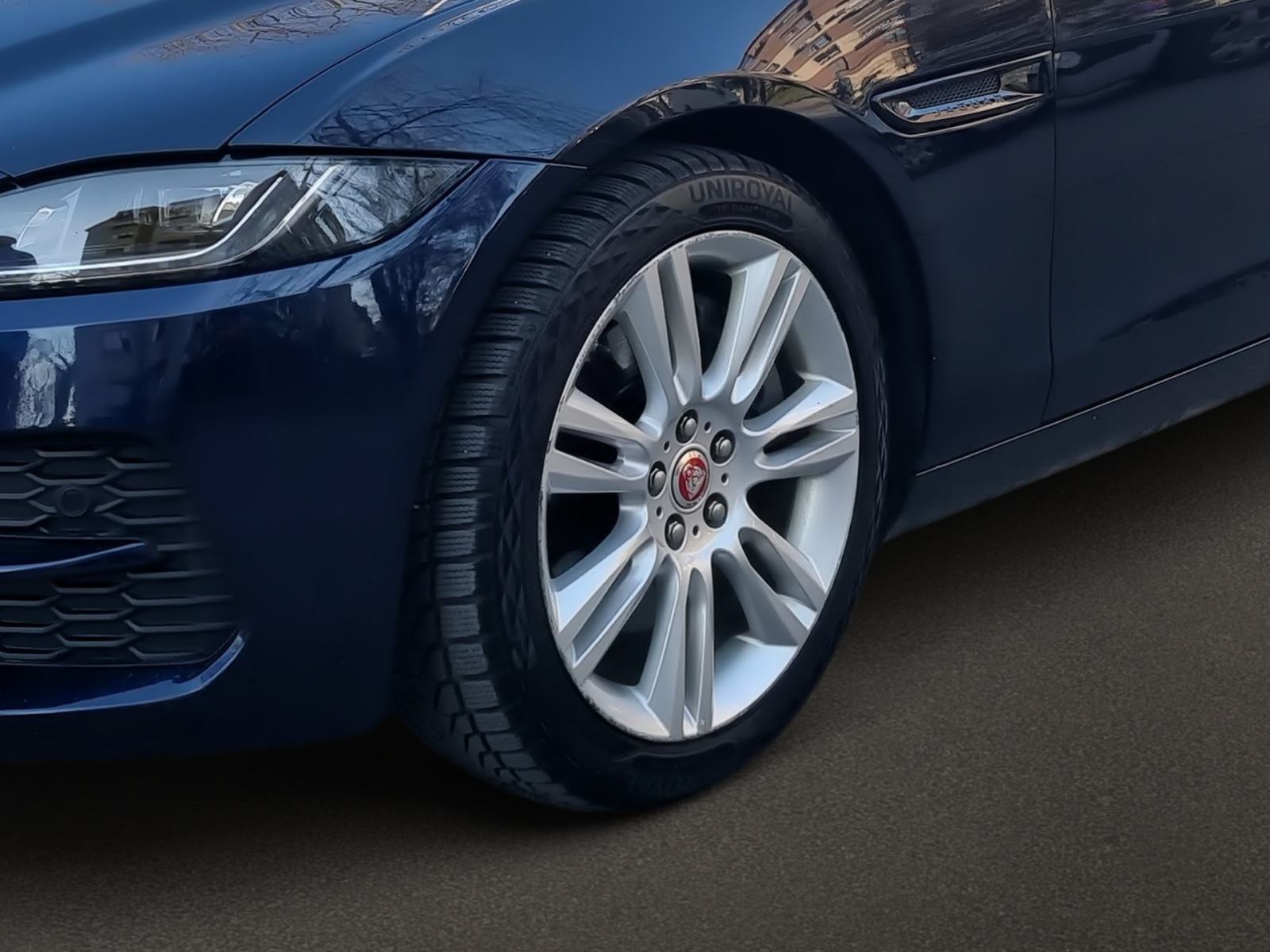 Jaguar XE S, 2.0d,u PDV/u,HR auto, veliki servis, fotografija 12
