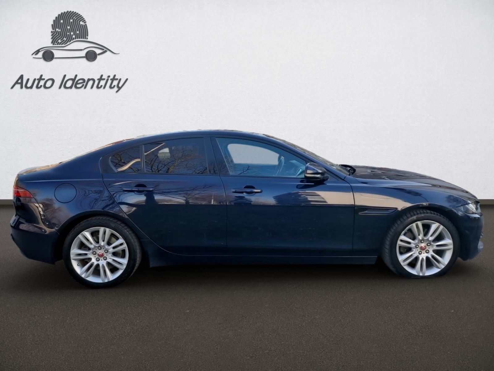Jaguar XE S, 2.0d,u PDV/u,HR auto, veliki servis, fotografija 5