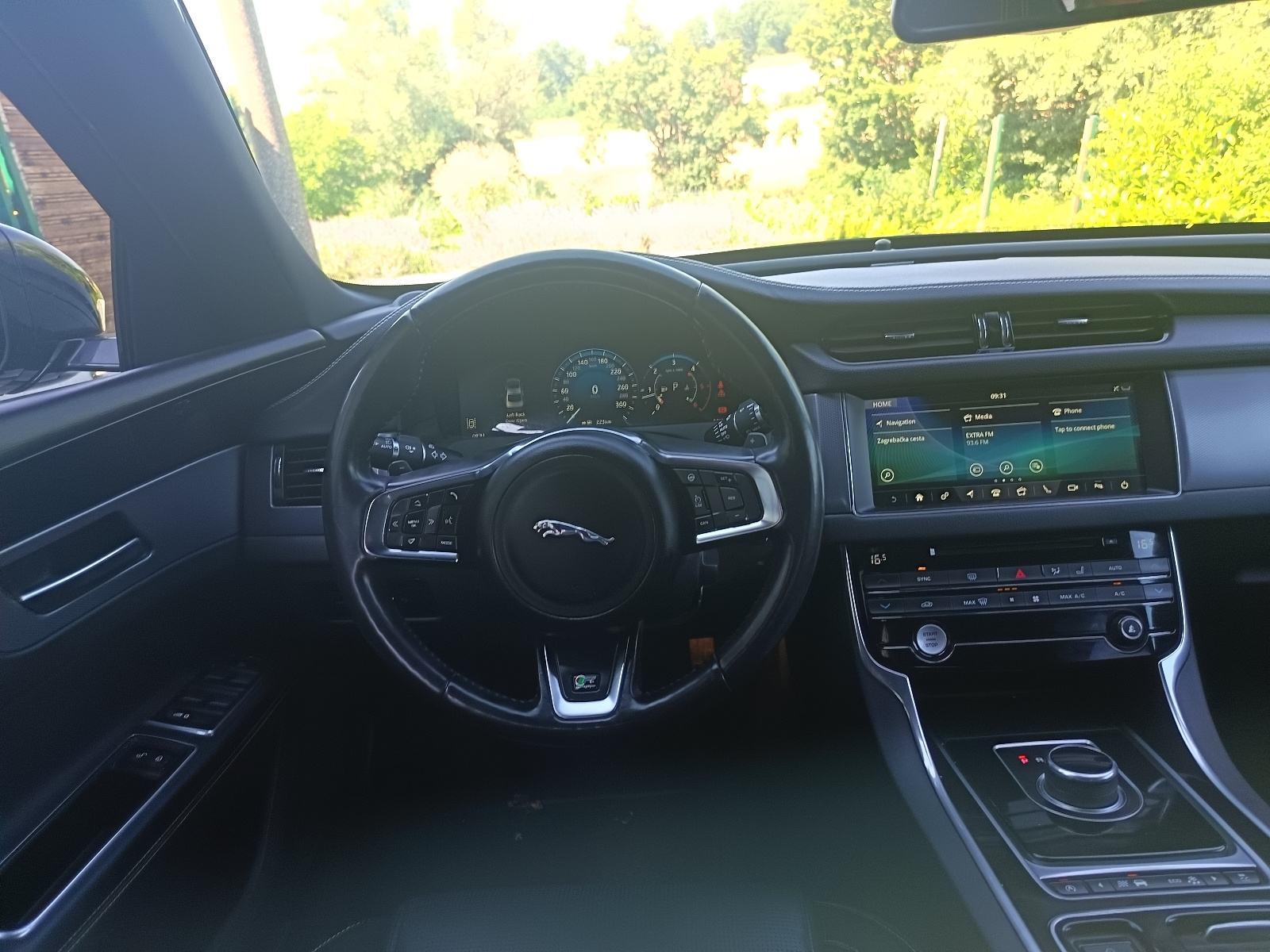 Jaguar XF 2,0 automatik, fotografija 6