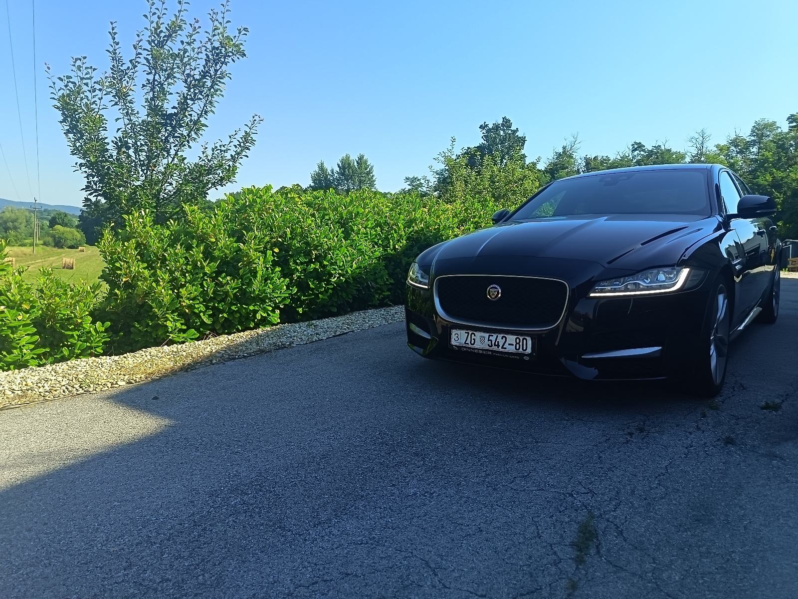 Jaguar XF 2,0 automatik, fotografija 2