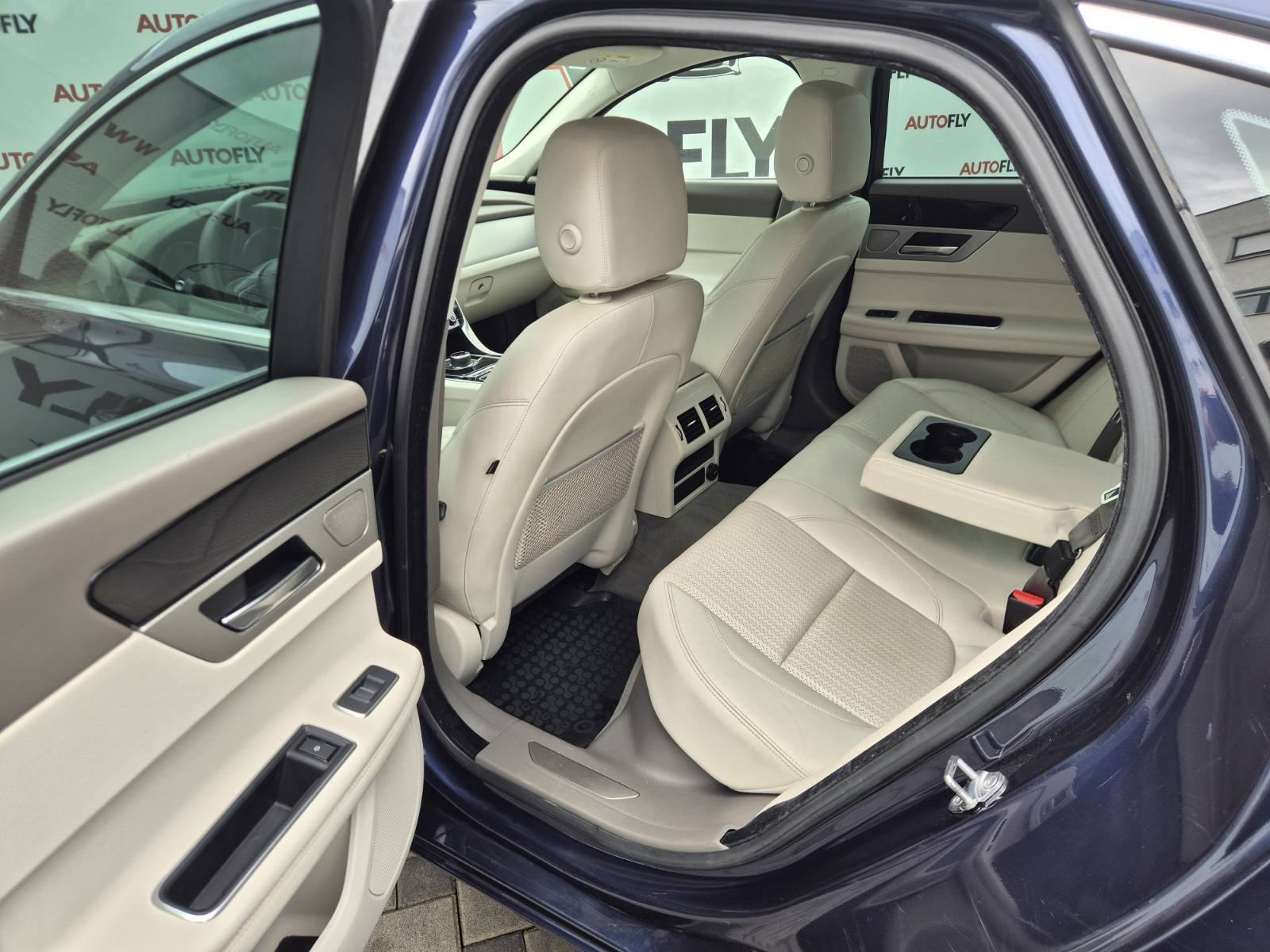 Jaguar XF 2.0 D automatik, 180ks, Kamera, Navi, Koža, Tempomat, 19"alu, fotografija 14