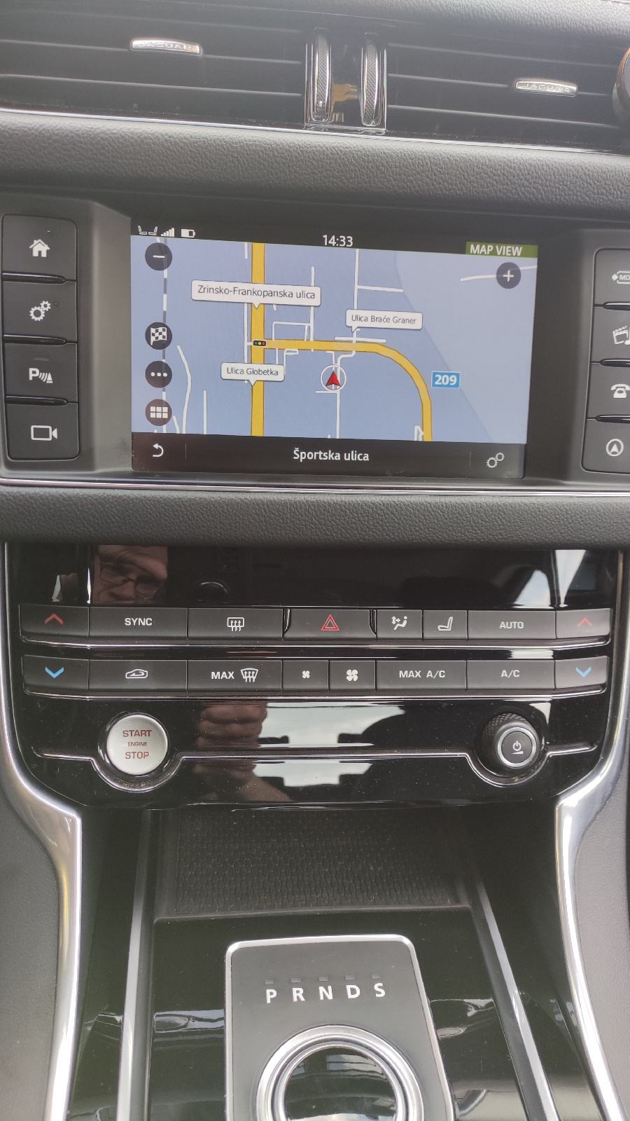 Jaguar XF 2,0 automatik, fotografija 16