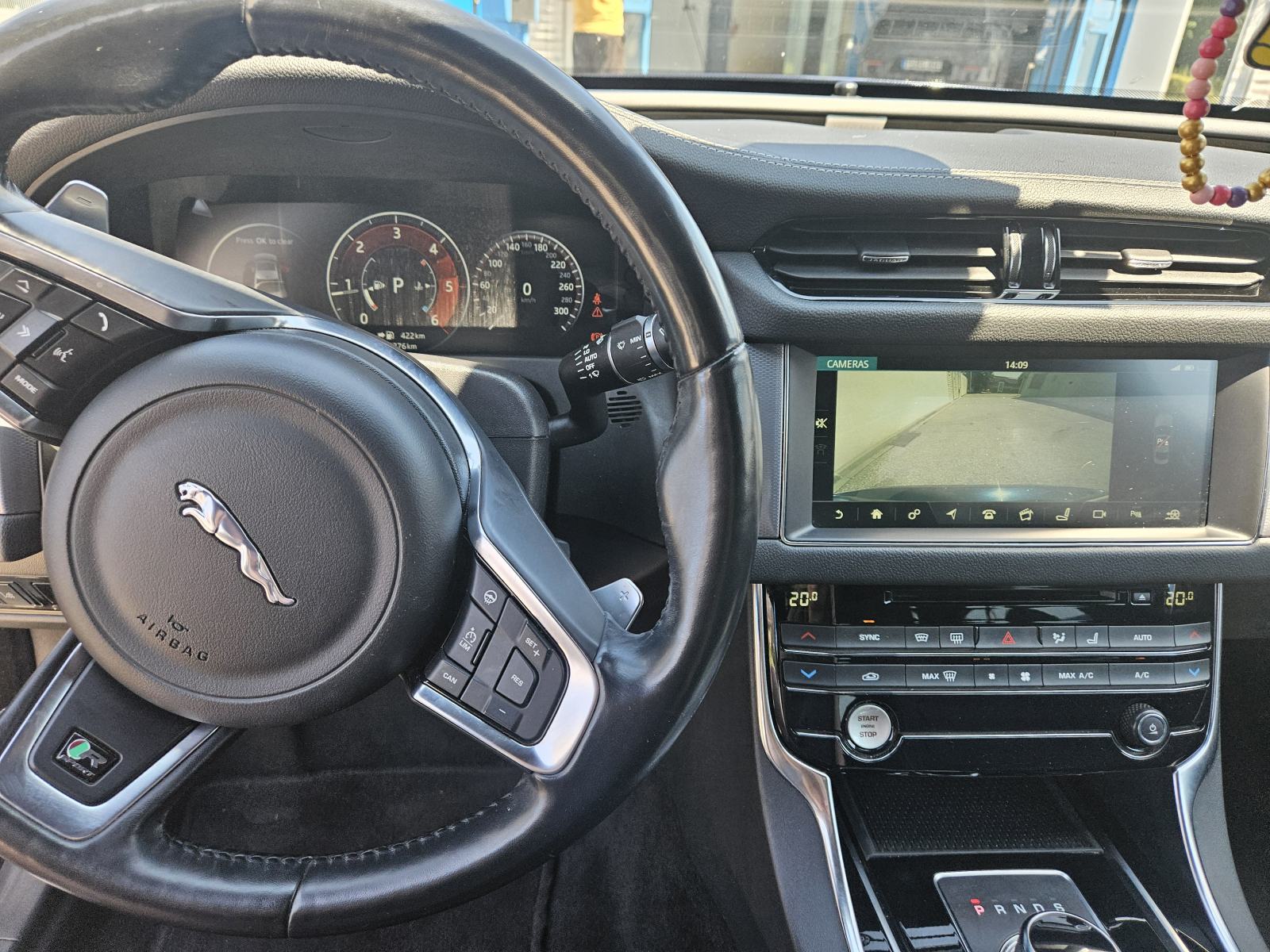 Jaguar XF 2,0, fotografija 6