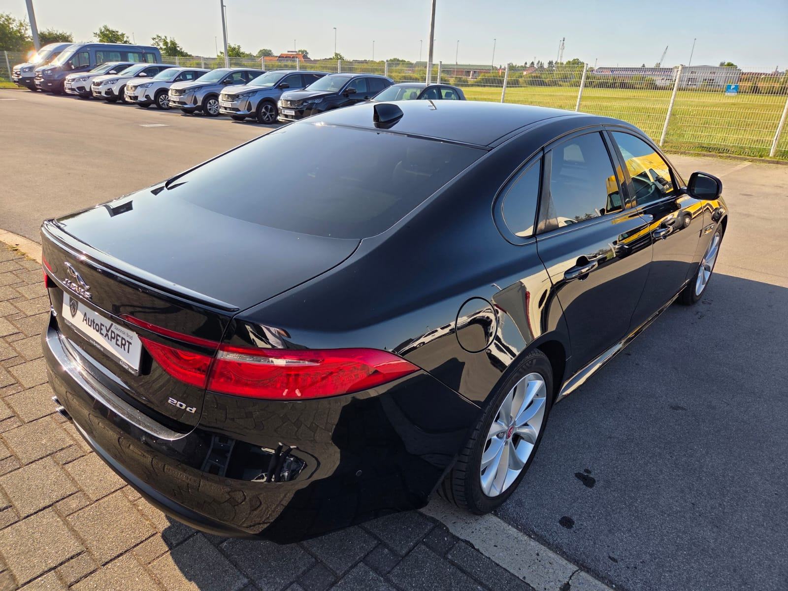 JAGUAR XF 2,0 TDI 180 KS, AUTOMATIK, ODLIČAN...., fotografija 9