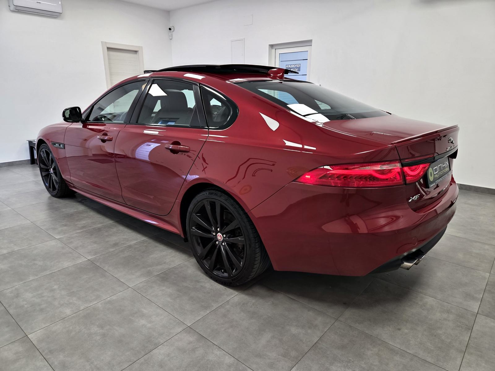 Jaguar XF 2,0D (180KS) R SPORT FULL OPREMA, GARANCIJA NA KILOMETRE, fotografija 4