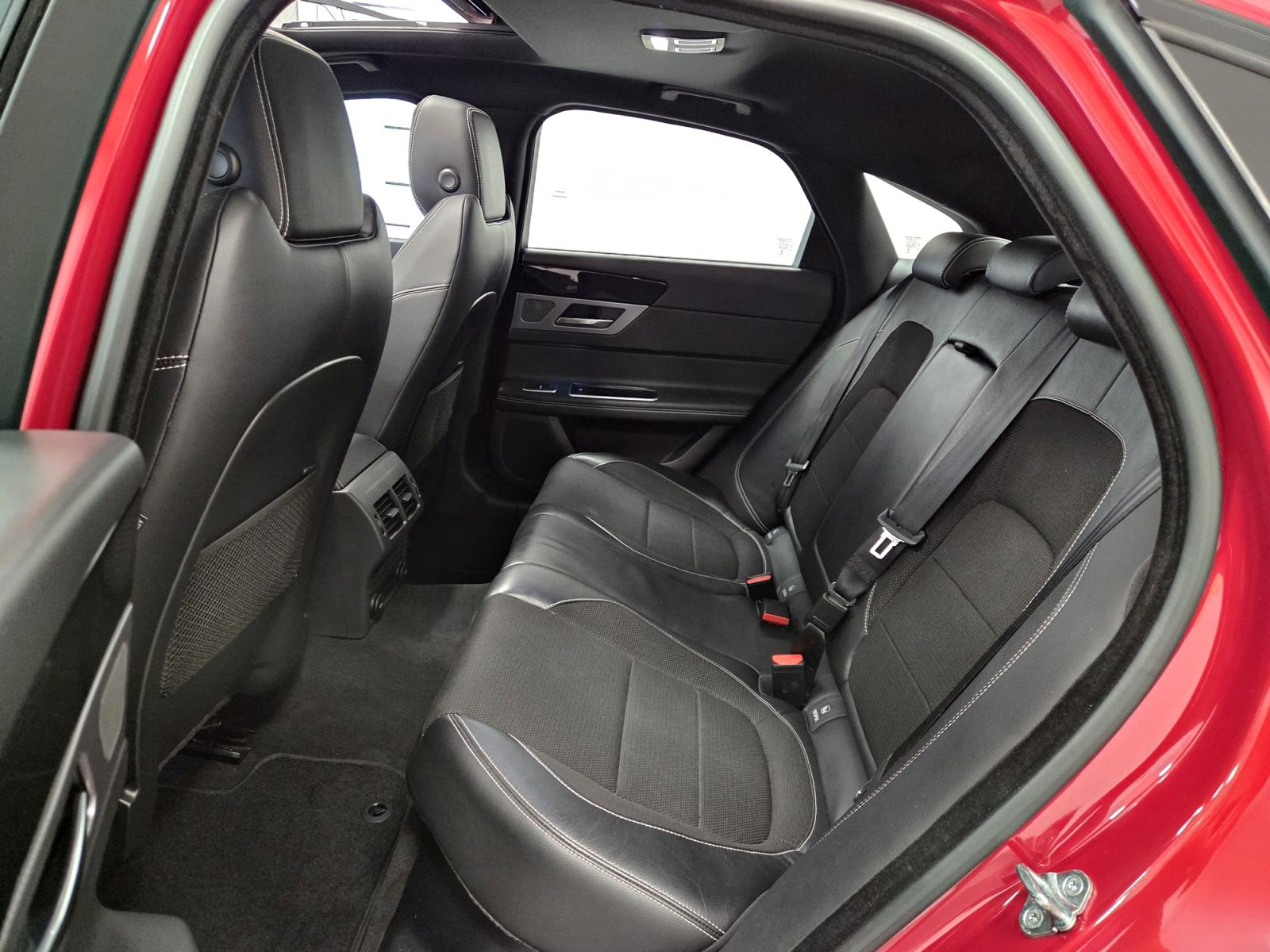 Jaguar XF 2,0D (180KS) R SPORT FULL OPREMA, GARANCIJA NA KILOMETRE, fotografija 14