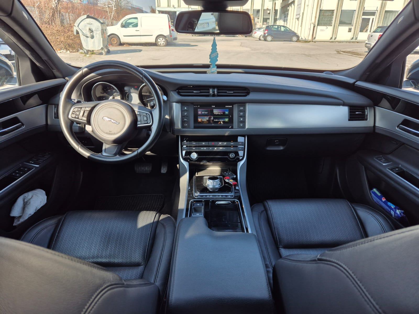 Jaguar XF 3.0 D automatik. LEASING., fotografija 16