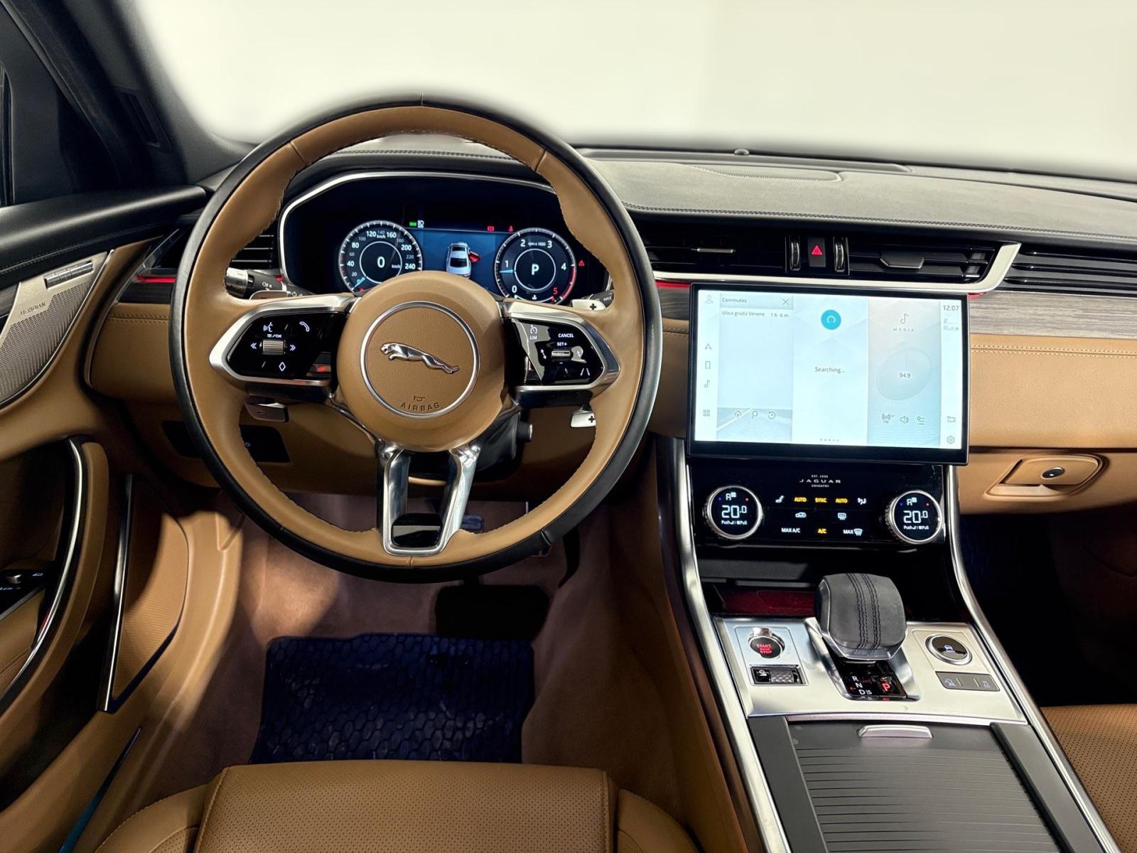 Jaguar XF LIMITED D204 AWD A8 - 3 godine jamstva, fotografija 15