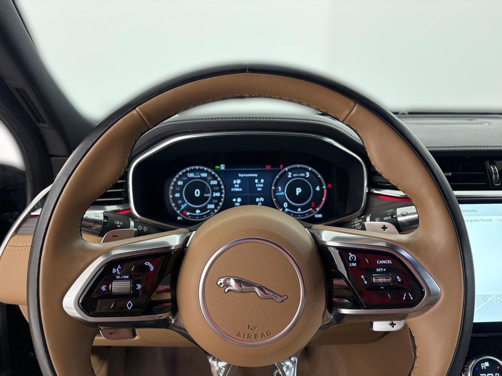 Jaguar XF LIMITED D204 AWD A8 - 3 godine jamstva, fotografija 16
