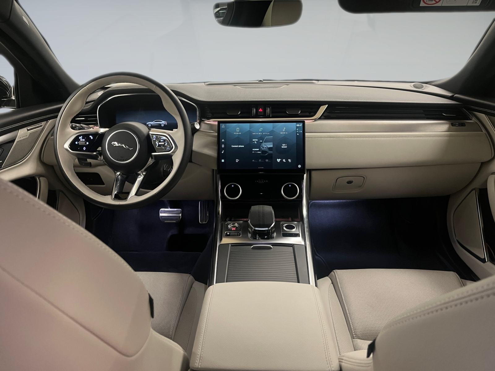 Jaguar XF R-DYNM SE 2.0 204HP A8 MHEV, fotografija 7