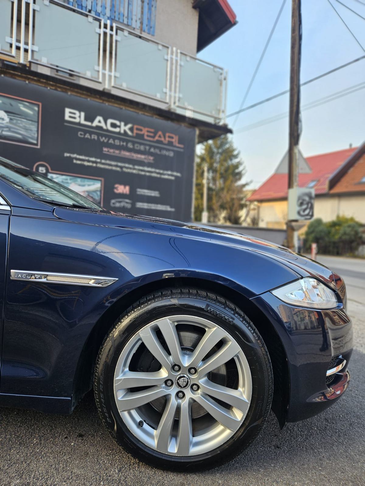 Jaguar XJ 3,0 V6 SWB, fotografija 13