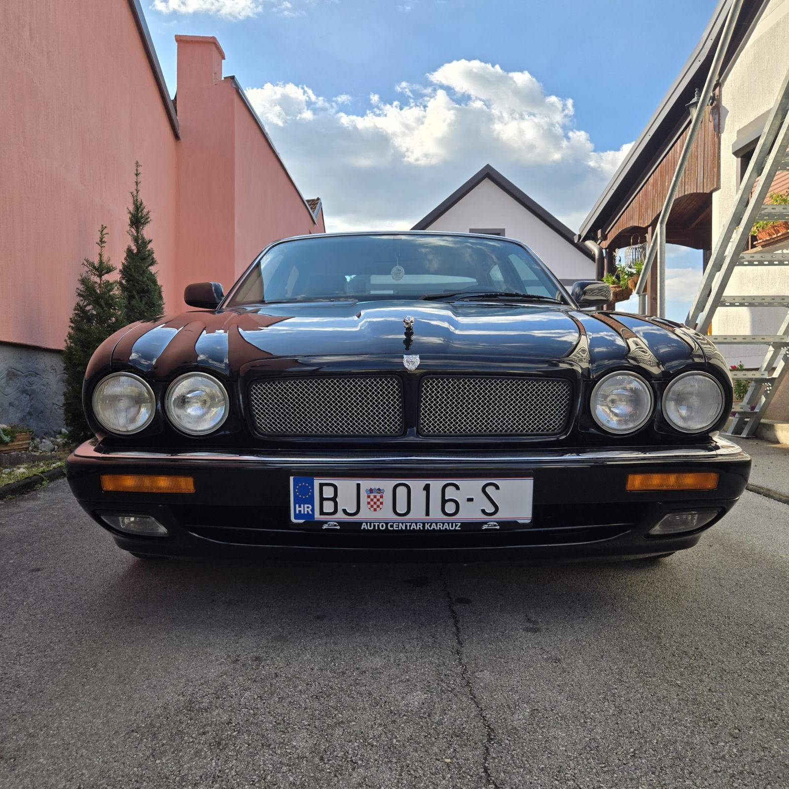 Jaguar XJ-R 4.0 l6 Supercharged, fotografija 1