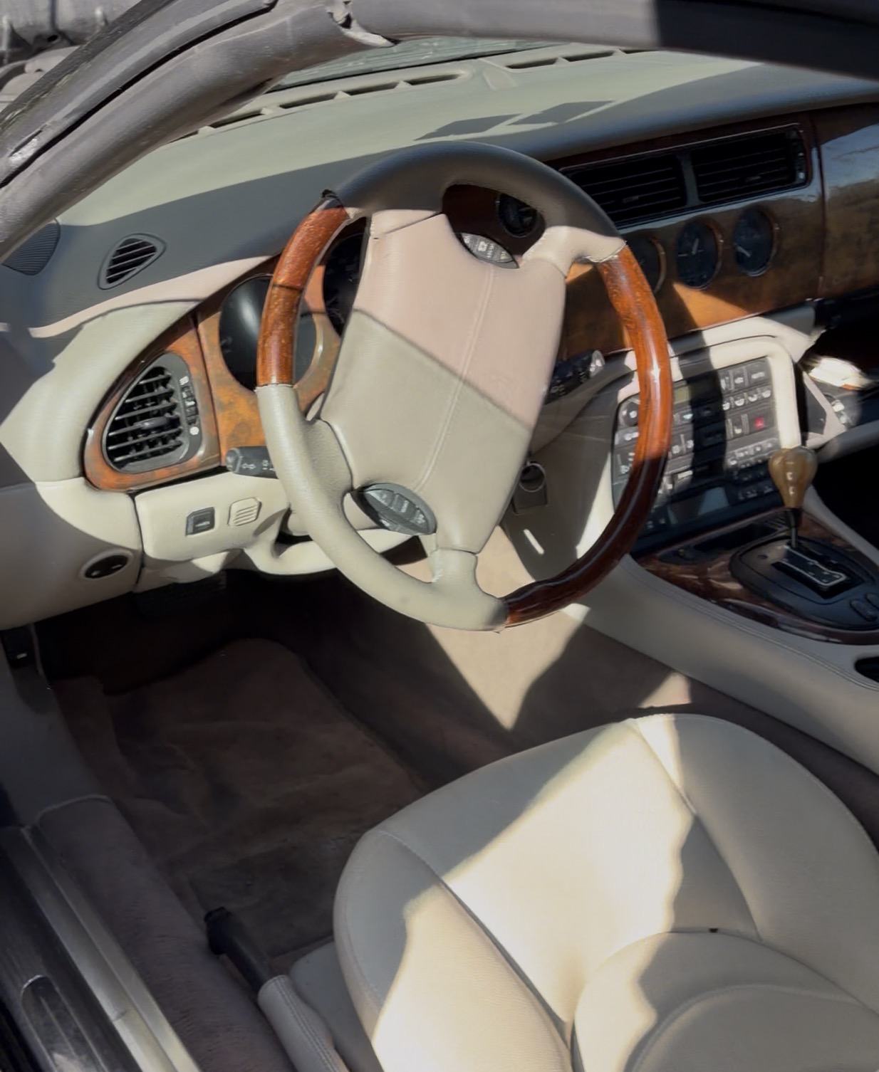Jaguar XK8 4.0 V8 Cabriolet – 2001.g (zadnja godina 4.0 motora), pogled izvana - slika 4