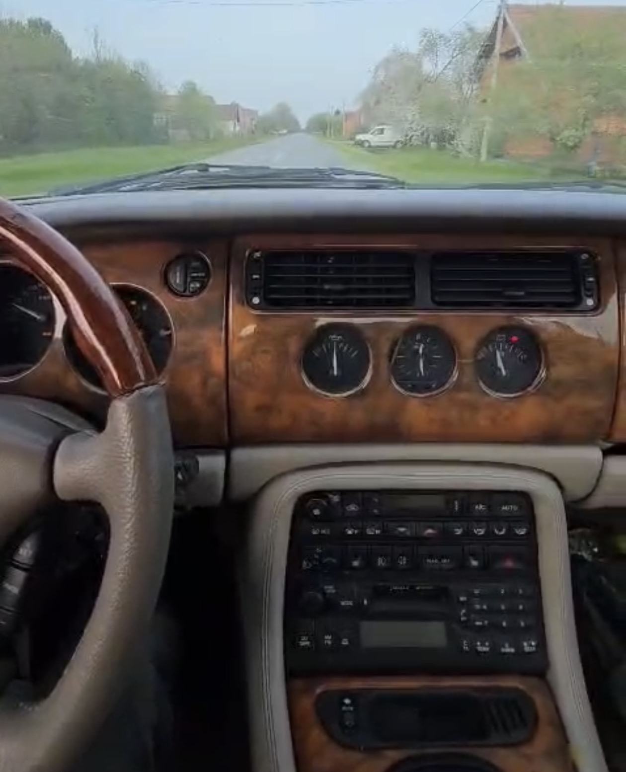 Jaguar XK8 4.0 V8 Cabriolet – 2001.g (zadnja godina 4.0 motora), pogled izvana - slika 5