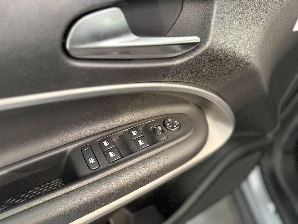 Jeep Avenger 1.2 e-Hybrid e-DCS6 Altitude Infotaiment JBL! ACC NAVI, fotografija 8