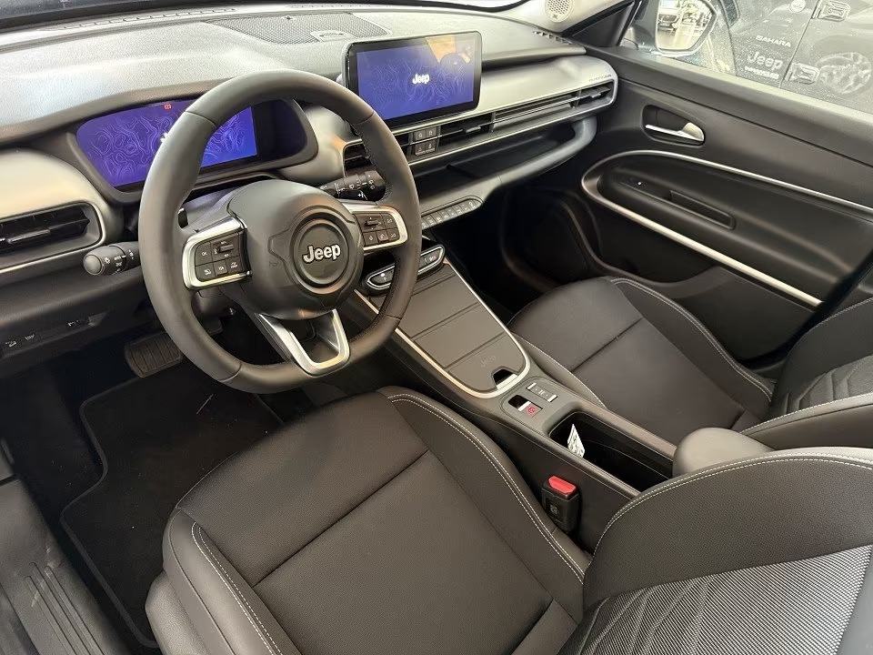 Jeep Avenger 1.2 e-Hybrid e-DCS6 Altitude Infotaiment JBL! ACC NAVI, fotografija 9