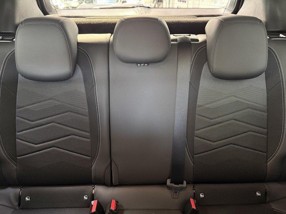 Jeep Avenger 1.2 e-Hybrid e-DCS6 Altitude Infotaiment JBL! ACC NAVI, fotografija 19