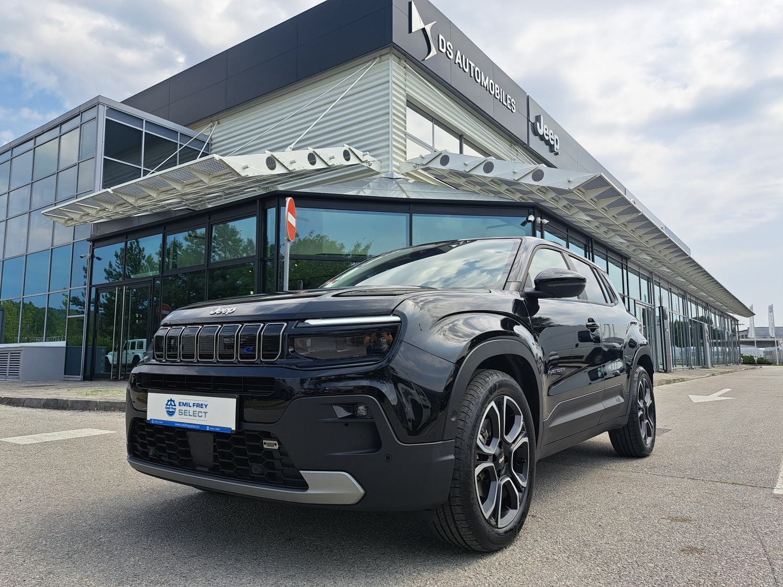 Wunderschne Jeep Avenger Elektro Bild
