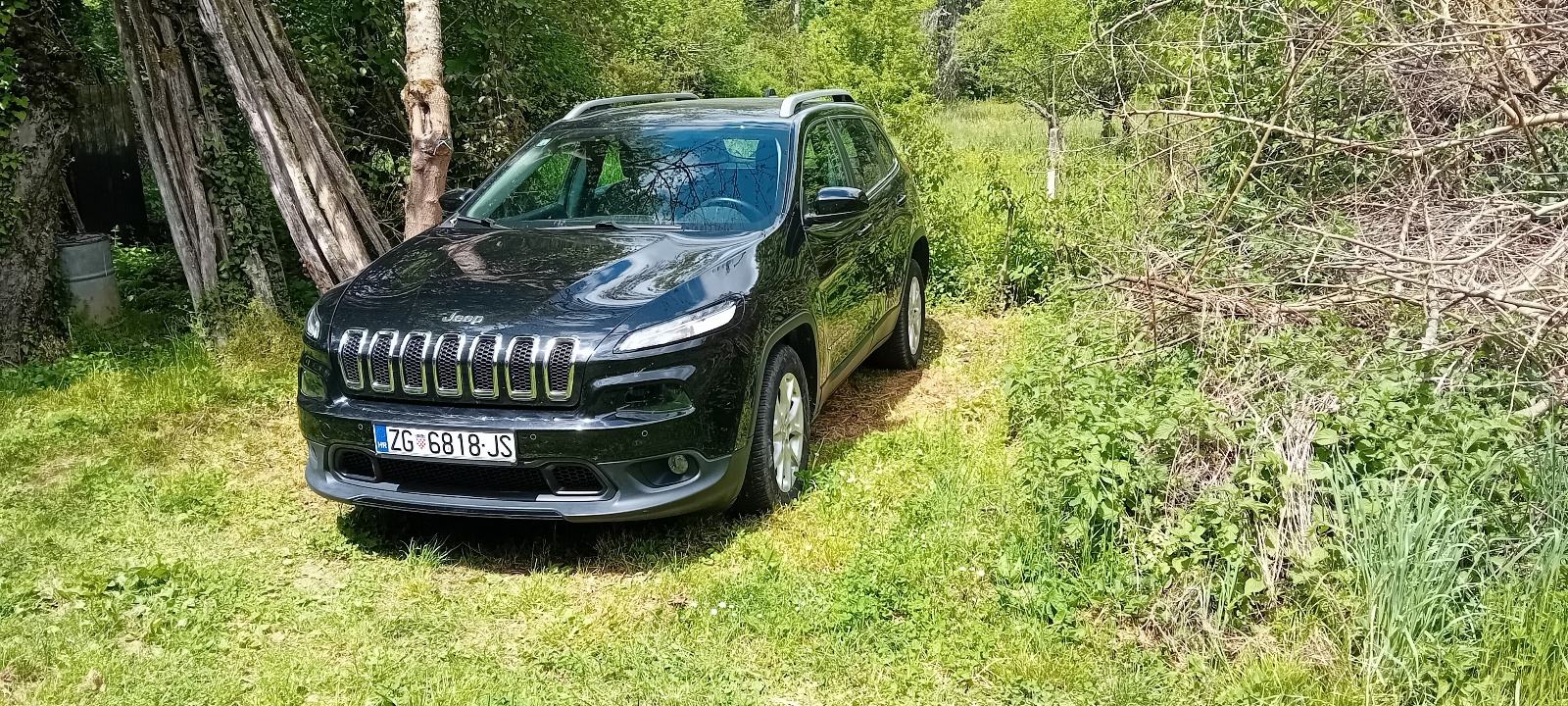 JEEP CHEROKEE 2.0 CRDI 2015g.SAMO*85000KM*IZUZETNO SAČUVAN I U ODL.ST, fotografija 1