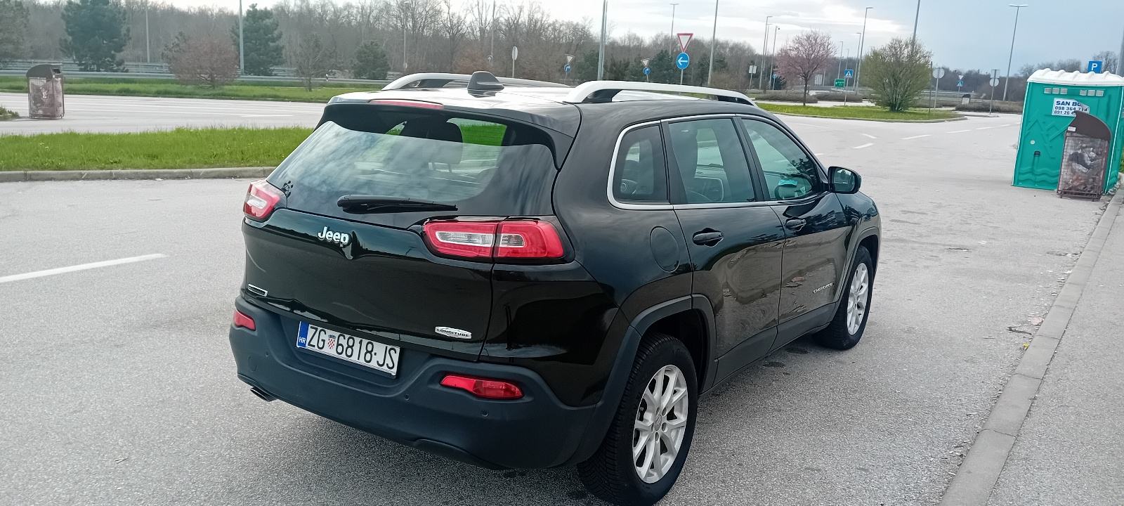 JEEP CHEROKEE 2.0 CRDI 2015g.SAMO*85000KM*IZUZETNO SAČUVAN I U ODL.ST, fotografija 3