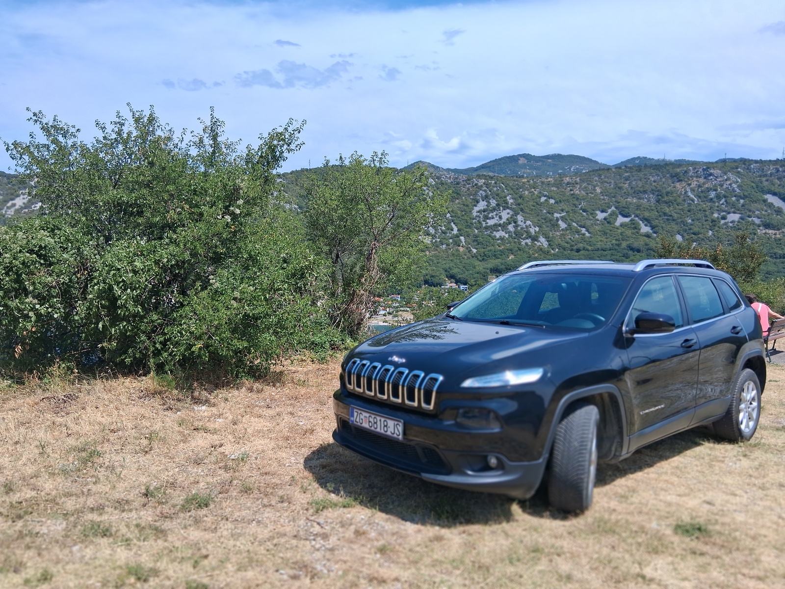 JEEP CHEROKEE 2.0 CRDI 2015g.SAMO*85000KM*IZUZETNO SAČUVAN I U ODL.ST, fotografija 16