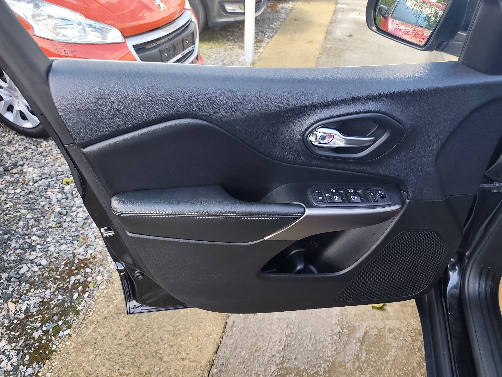 Jeep Cherokee 2,2 automatik, Longitude, Navi, kamera, jamstvo!!!, fotografija 11