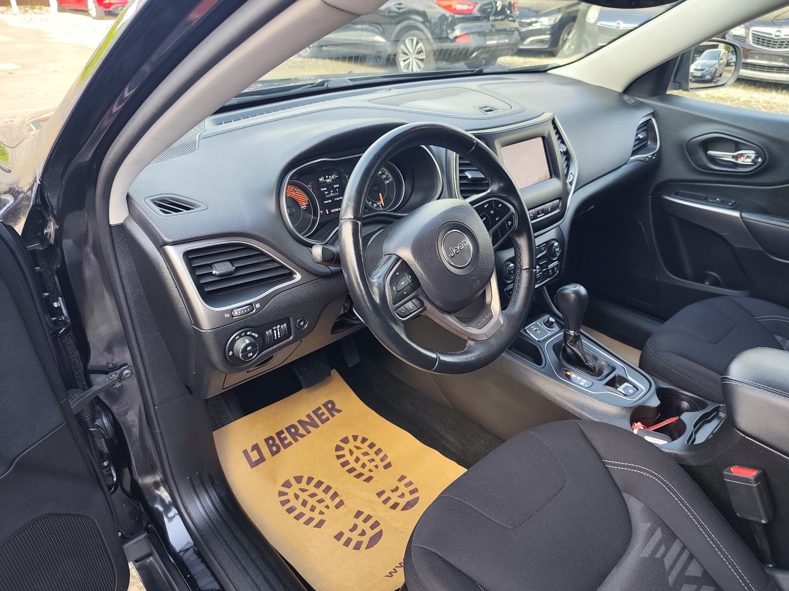 Jeep Cherokee 2,2 automatik, Longitude, Navi, kamera, jamstvo!!!, fotografija 13